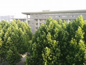 校园风景1.jpg